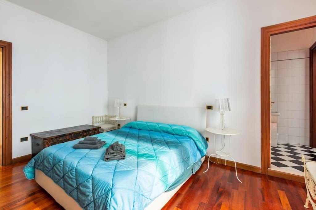 Apartment Under The Basilica Of Sant'Andrea マントヴァ エクステリア 写真