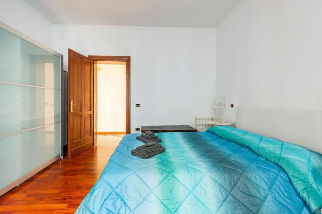Apartment Under The Basilica Of Sant'Andrea マントヴァ エクステリア 写真